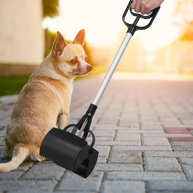 Kisangel Long Handle Pet Waste Scooper Black Dog Waste Picker Outdoor Poop Scoop Tool for Convenient Dog Walking Cleanup Random Color