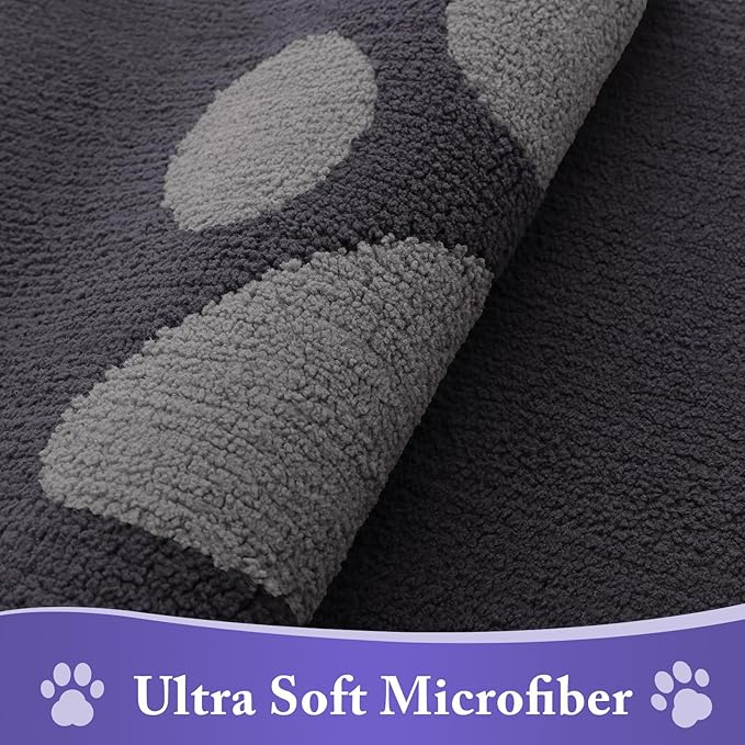 Buganda Dog Door Mat for Muddy Paws, Absorbent Dirt Trapper Non Slip Indoor Doormats, Washable Low-Profile Mat for Mud Dogs, Entryway Carpet for Inside Floor (40x32 Inches, Dark Grey)