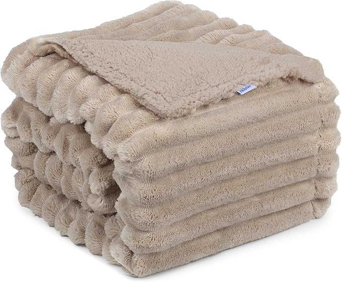 Waterproof Dog Blanket, Soft Fleece Blanket for Couch Protector, Reversible Pet Blankets Furniture Protector Cover for Small Medium Large Dogs Cats (Line, 60"x80")