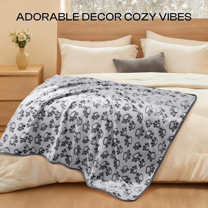 Luciphia Premium Soft Dog Blanket for Small Medium Large Dogs Washable 300GSM Fluffy Warm Fleece Puppy Cat Paw Print Pet Flannel Grey Paw L(41"x31")