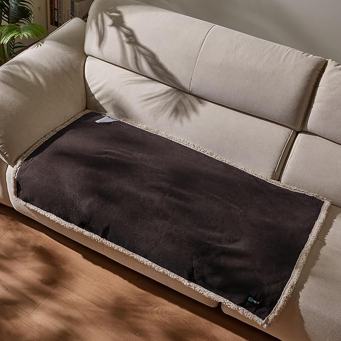 Kritter Planet Waterproof Dog Blanket, Reversible Water Proof Pet Blanket for Couch, Bed & Car, Washable Couch Covers for Medium Dogs - Protects Furniture from Fur, Dirt, and Accidents